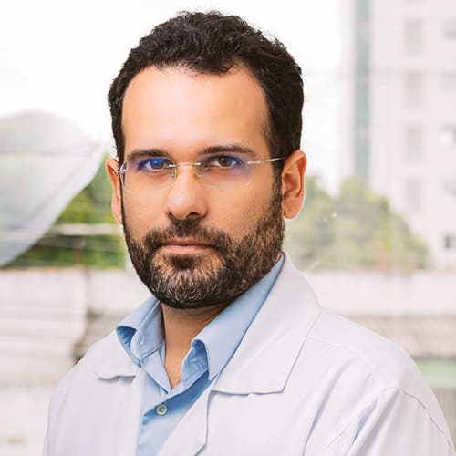 Dr Carlos Eduardo